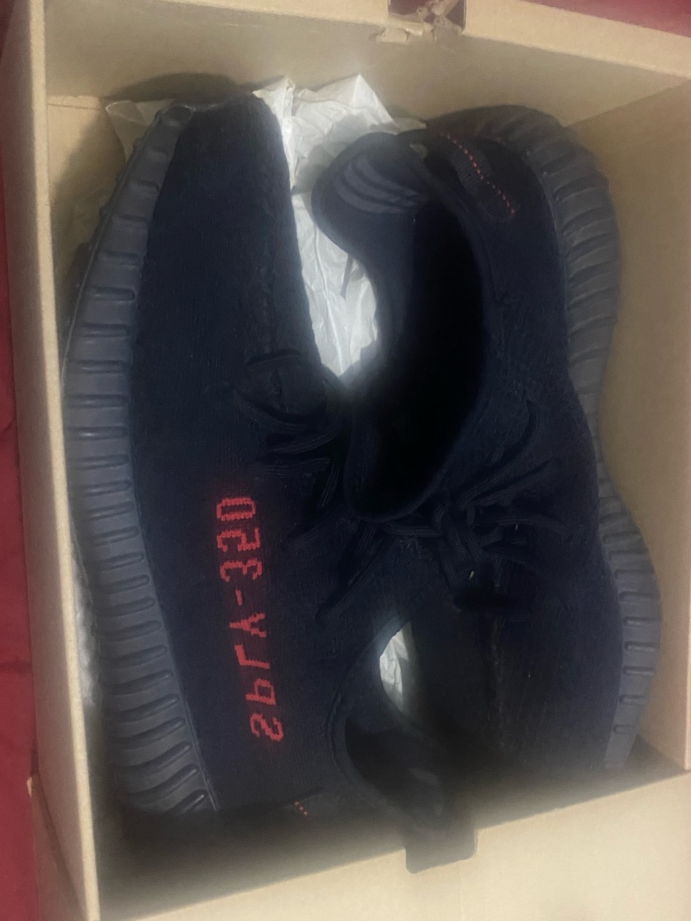 Yeezy 350 boost bred